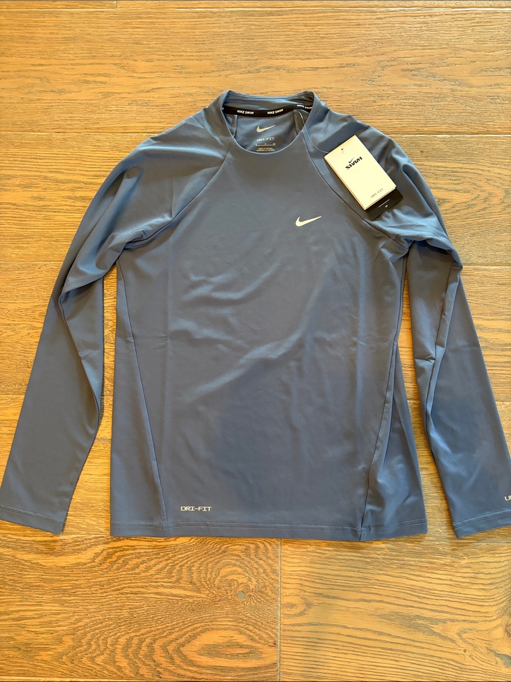 SWIM Nike UNISEX Slate Blue Long-Sleeve Swim Rash Guard